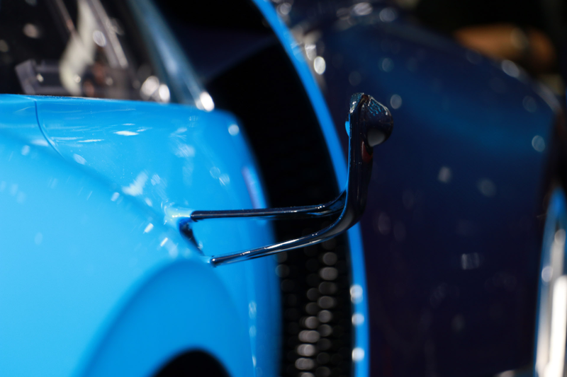 Illustration for article titled Bugatti's Awesome Virtual Concept Looks Real Enough To Race Offline